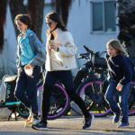 jennifer-garner-is-happy-with-her-children-in-the-midst-of-sharing-her-ex-husbands-touch